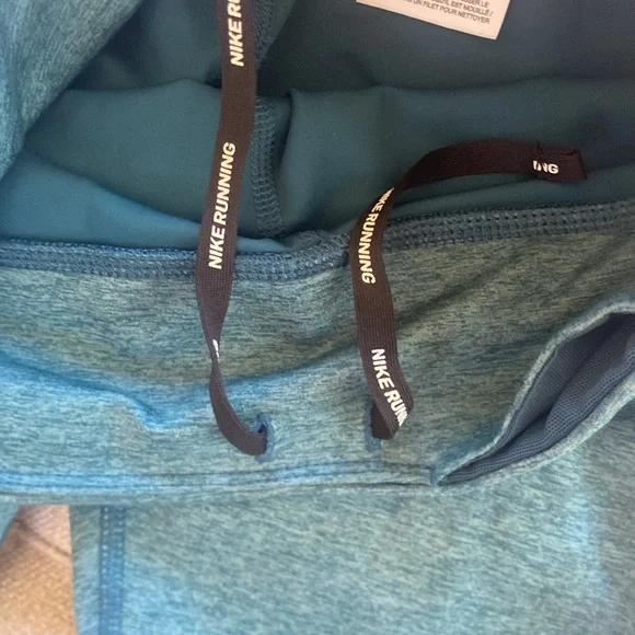 NWT Nike Epic Luxe Crop Leggings - Picture 7 of 11